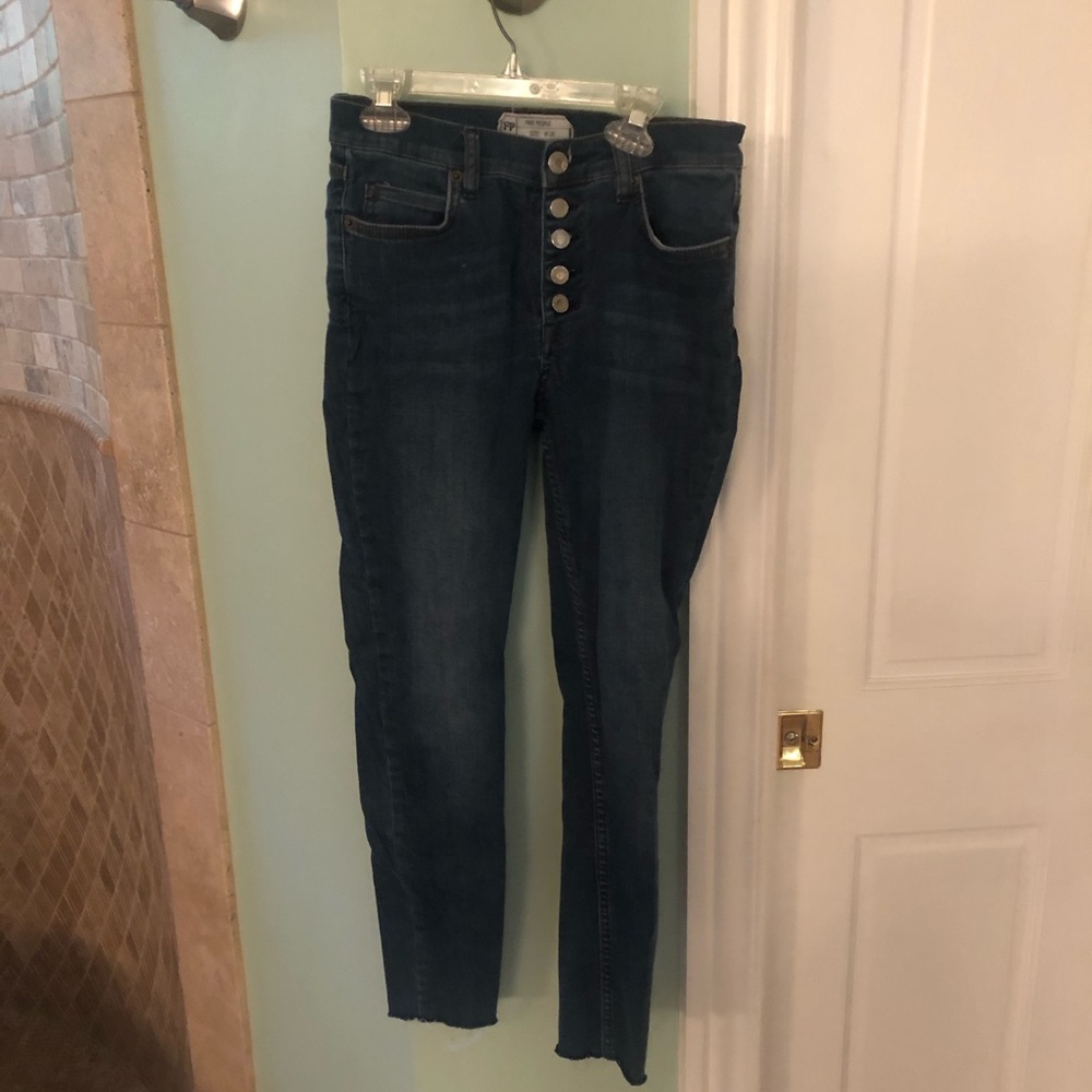 FREE PEOPLE DARK WASH JEANS